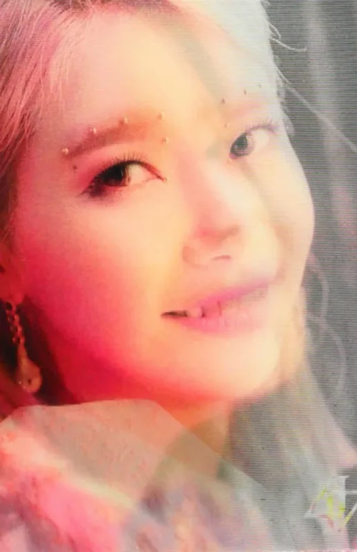 Solar — Reality in Black, Korean Ver