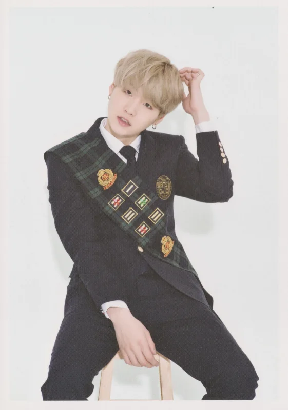 SUGA — Global Official Fanclub A.R.M.Y 3rd Term Membership Kit