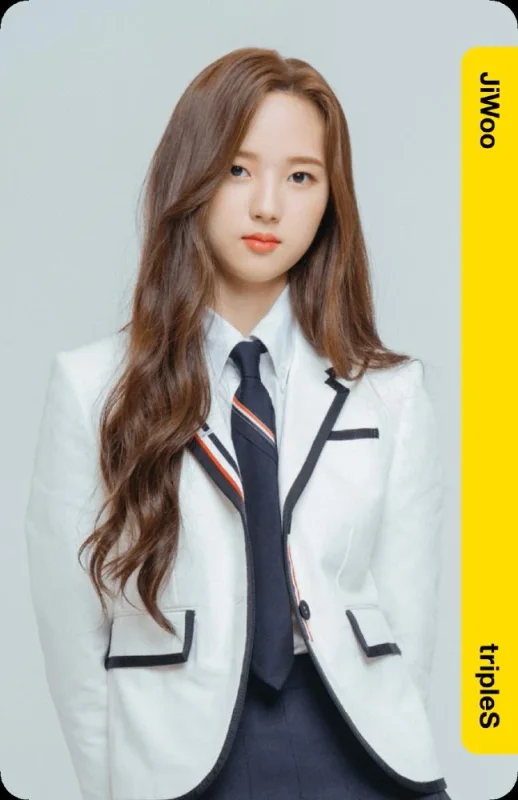 JiWoo — 1st ATOM01 OBJEKT, First Edition