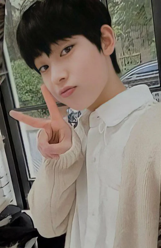 Sunoo — 2021 SEASON’S GREETINGS