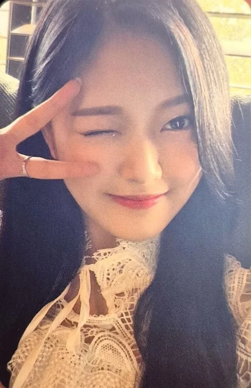 Hyunjin — Lightstick, Orbit 2.0 Benefit