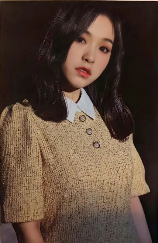 Seoyul — Escape the Era, Inside · Outside