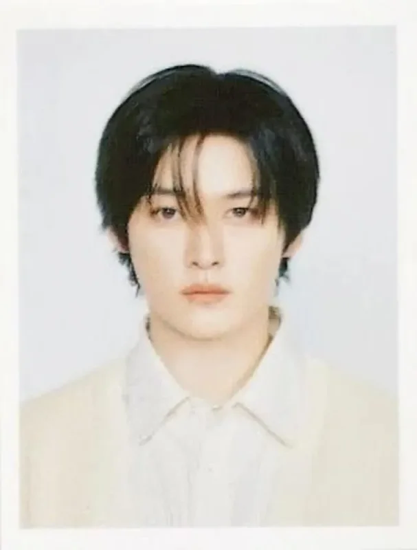 Lee Know — Over The Rain - 5th Membership