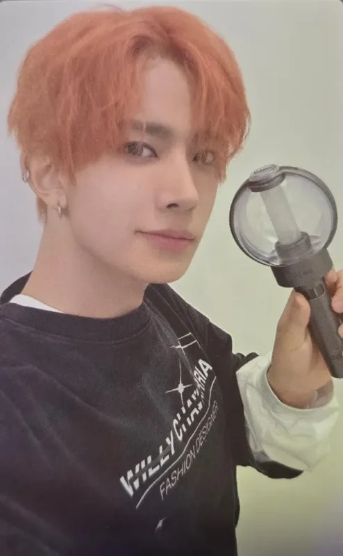 EVAN — Official Light Stick Ver.2