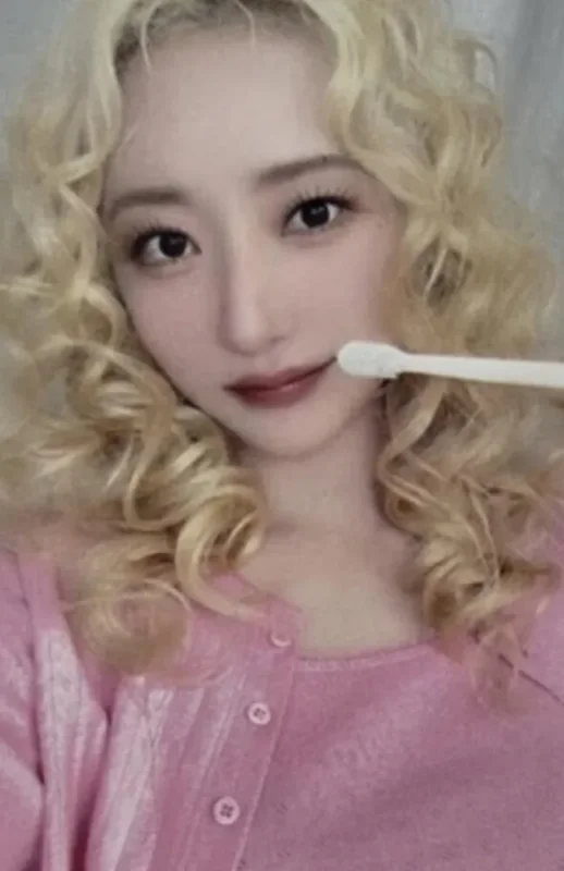 SuA — THE NIGHT BLOOM - 2026 Season's Greetings, SoundWave