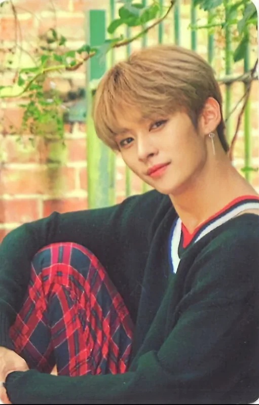 Lee Know — Stay in London