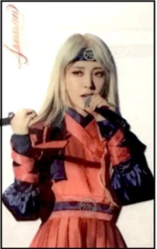 Moonbyul — 4SEASON F/W CONCERT KiT VIDEO, DVD Version