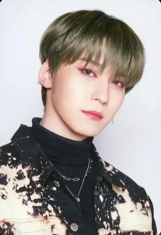 Keon Hee — ONEUS JAPAN OFFICIAL GOODS - ONLINE SALE