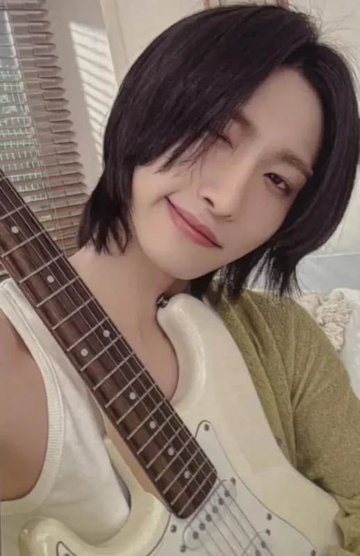 Seonghwa — ROCK WILL NEVER DIE ! - 2025 Season's Greetings