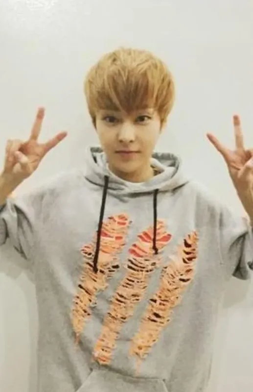Xiumin — 'XOXO' - Repackage Album