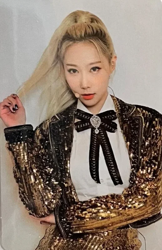 Handong — Crossroad Concert, VVIP