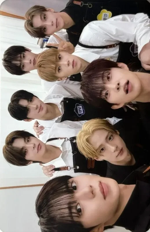 ANXIN, ARNO, JUNSEO, Kim Geonwoo, LEE LEO, SANGHYEON, SANGWON, XINLONG — Duckbap House