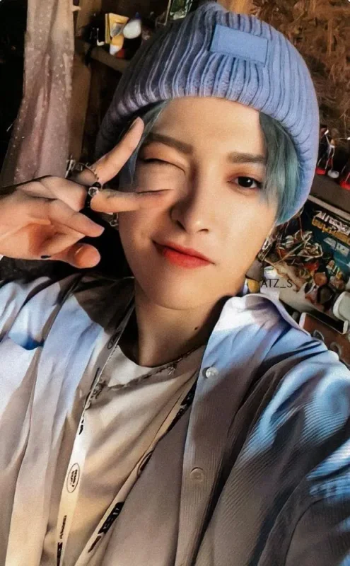 Hongjoong — WORKSHOP - 2021 Season's Greetings