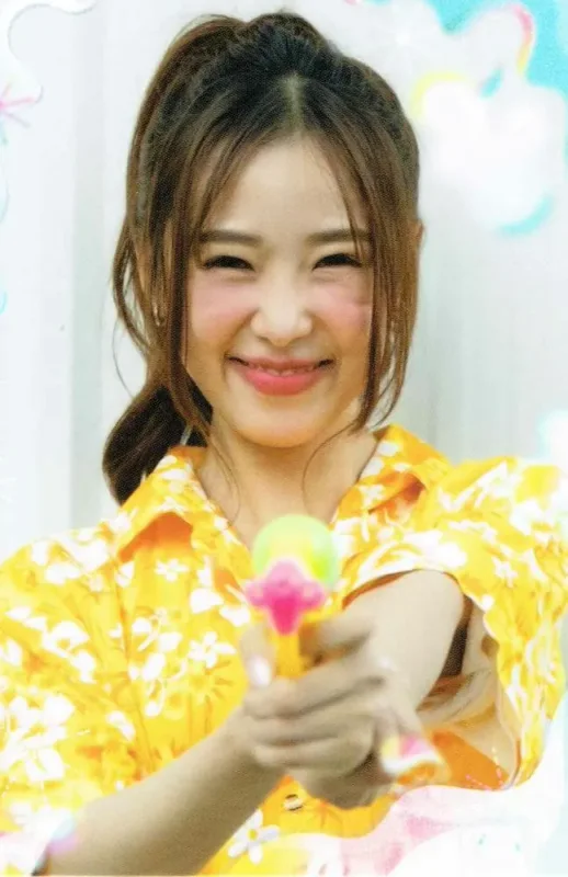 Film Rachanun — GIRLS COLLECTIBLE RANDOM CARD | SONGKRAN COLLECTION
