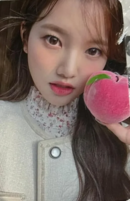 Soojin — 2023 SEASON'S GREETINGS, Gmarket