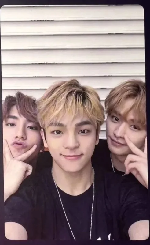 Han, Kim Woo Jin, Lee Know — I Am Not