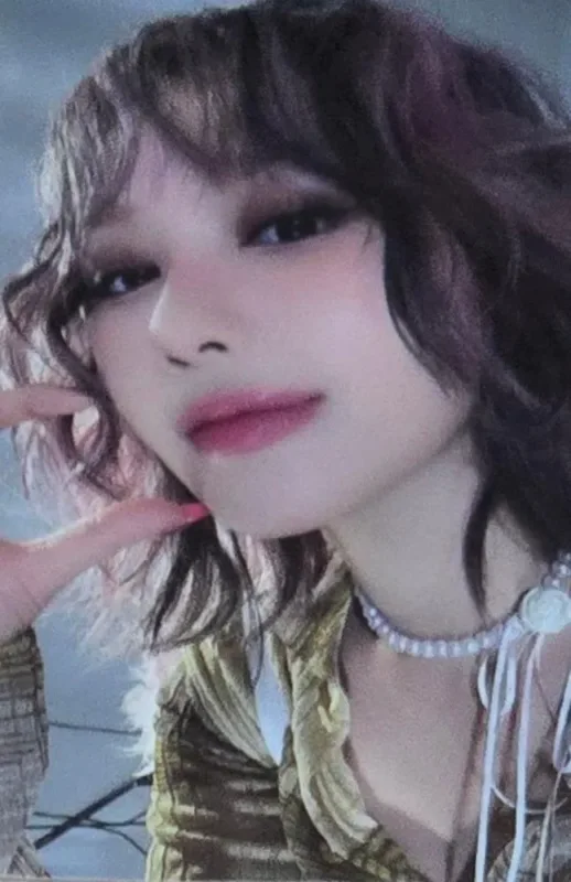 Siyeon — Fallen Angels, SoundWave