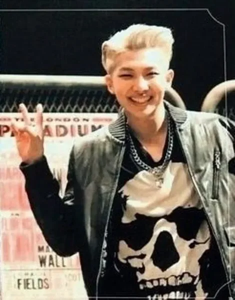 RM — Skool Luv Affair