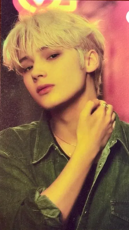 Huening Kai — NUANCE - 2024 Season's Greetings