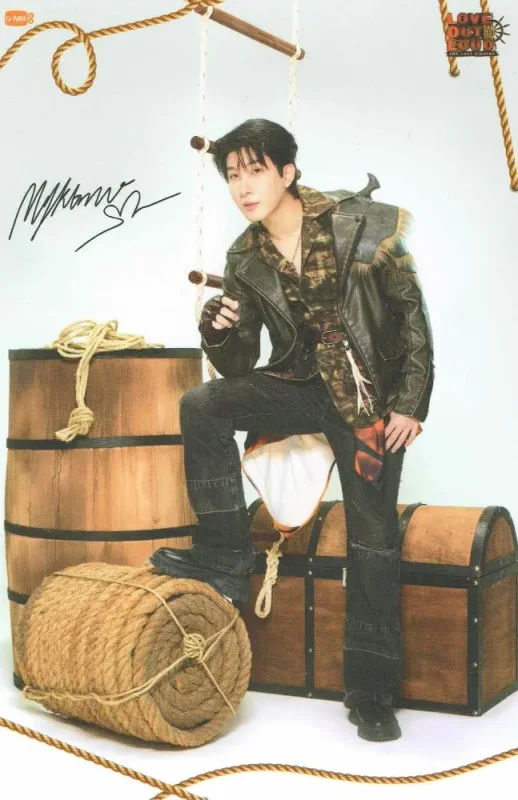 Khaotung Thanawat — LOL FAN FEST 2024 : THE LOVE PIRATES | POSTCARD SET