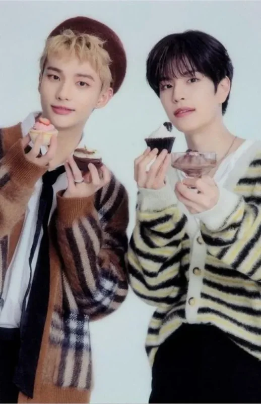 Hyunjin, Seungmin — Family Mart, 2023