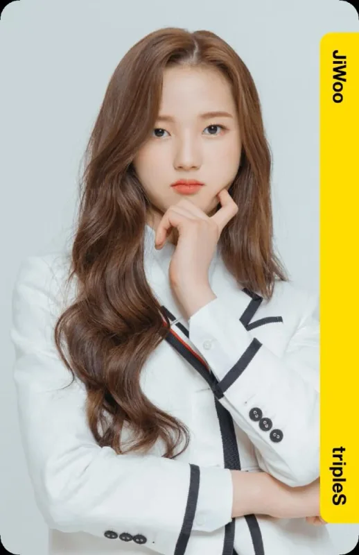 JiWoo — 1st ATOM01 OBJEKT, First Edition