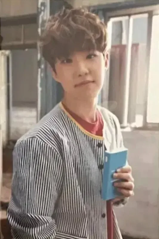 Hoshi — Love & Letter - Repackage Album, Broadcast