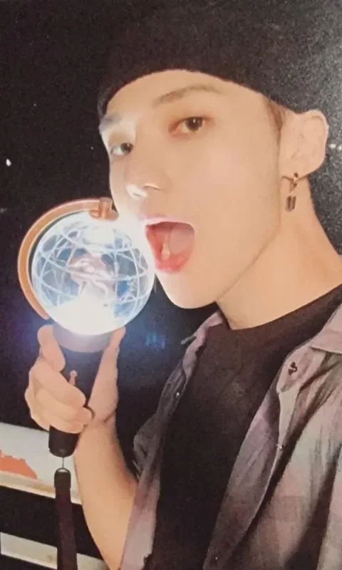 Wooyoung — LIGHTINY VER.1