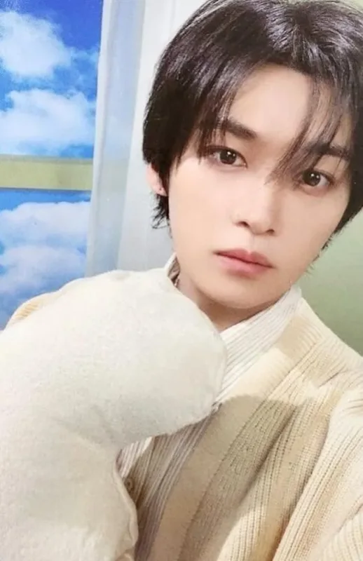 Lee Know — Over The Rain - 5th Membership