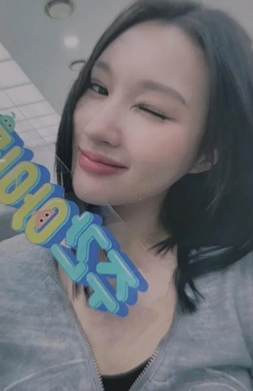 Siyeon — IDOL CHAMP Café