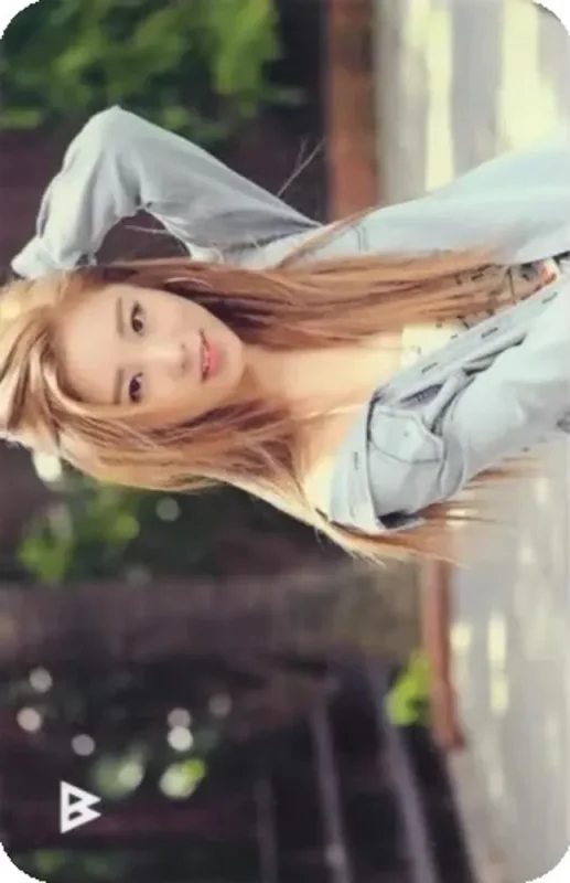 Wheein — Melting, Standard Version