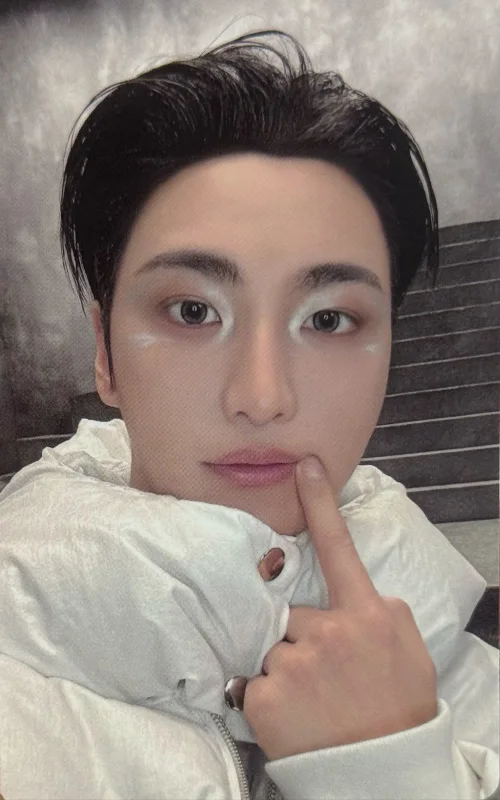 Seonghwa — OFFICIAL LIGHT STICK ver.3