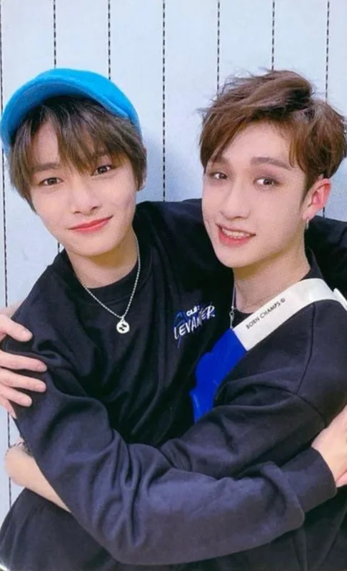 Bang Chan, I.N — Clé: Levanter, Broadcast