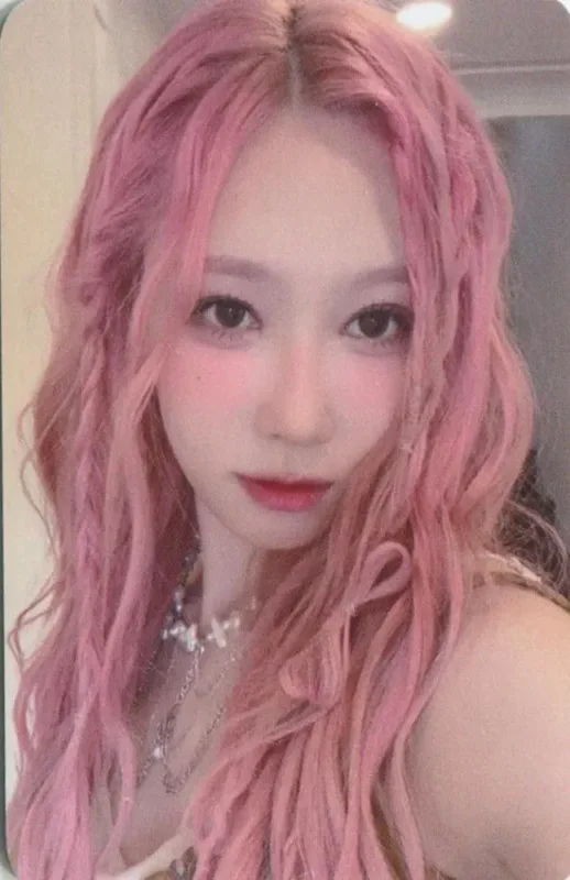 Handong — DREAMQUEST - Photobook, Ktown4u