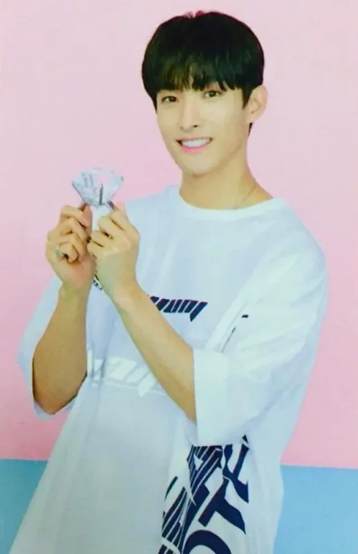 DK — 4th Official Fanclub 'CARAT' Membership