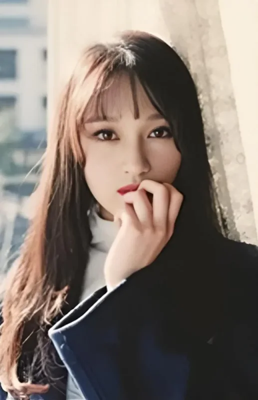 Siyeon — Welcome to the Dream World