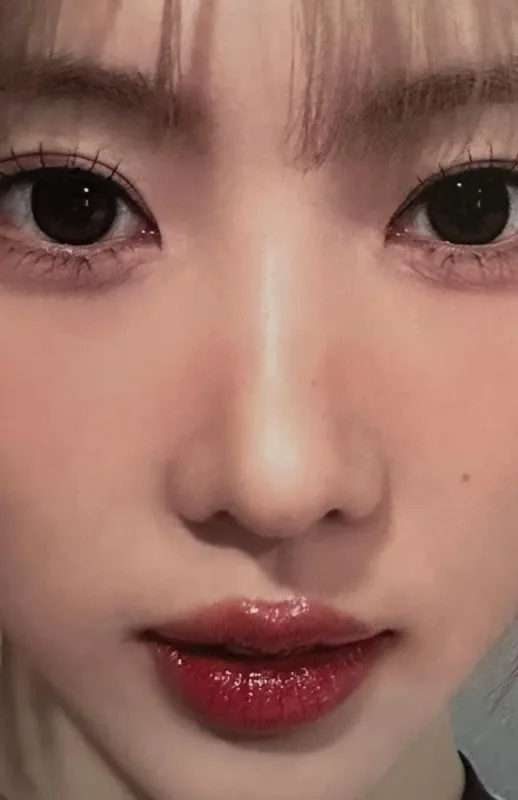 Yoohyeon — 2025 Season's Greetings, Dreamy Farm