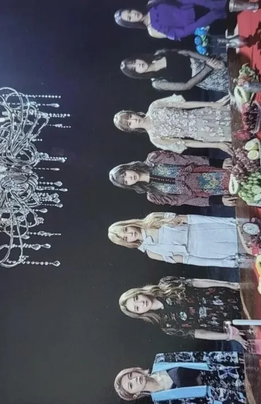 Dami, Handong, JiU, Seoyul, Siyeon, SuA, Yoohyeon — Raid of Dream, Air Kit