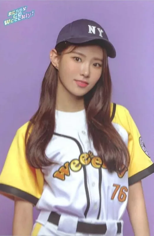 Lunedi — 2021 SEASON'S GREETINGS (Ready Go Weeekly!)