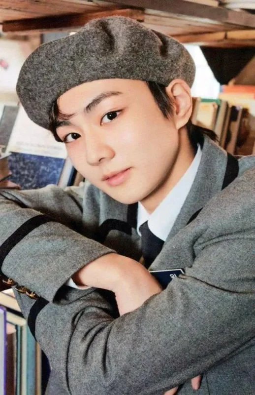 Jungwon — 2021 GGU GGU PACKAGE