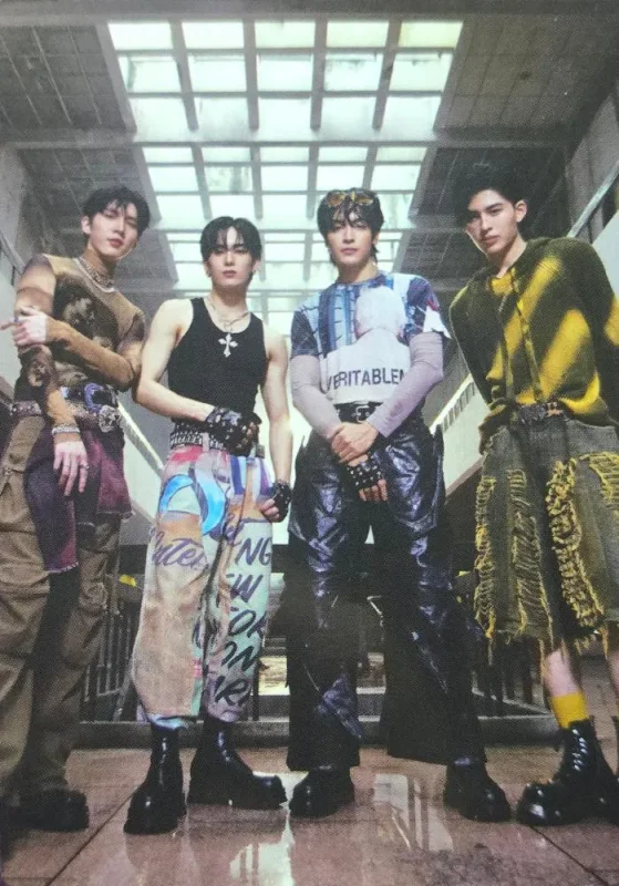Aou, Joong, Pond, Santa — Sadistic - 1st Digital Single