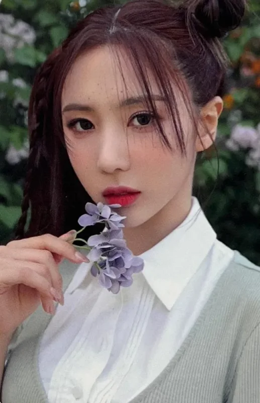 Yoohyeon — Let’s be BFFs! - Fromm X Dreamcatcher