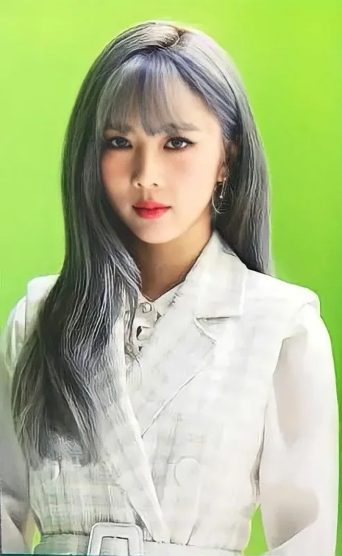 Yoohyeon — Escape the Era, Inside · Outside