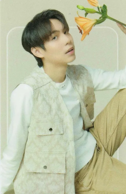 First Kanaphan — BLOOMING SERIES | FIRST EXCLUSIVE PHOTOCARD SET