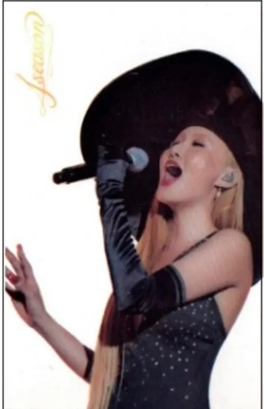 Hwasa — 4SEASON F/W CONCERT KiT VIDEO, DVD Version