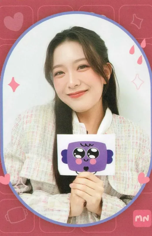 Mewnich Nannaphas — GIRLS COLLECTIBLE RANDOM CARDS | MOOD QUEST COLLECTION