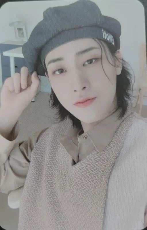 Yoo Yong Ha — Time Capsule - 2022 Season's Greetings