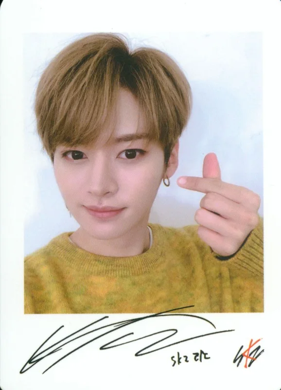 Lee Know — 1st Membership