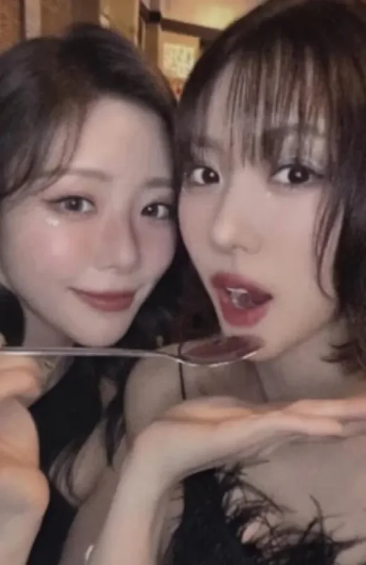 JiU, Yoohyeon — THE NIGHT BLOOM - 2026 Season's Greetings, Apple Music