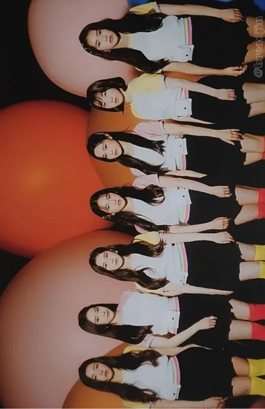 Han Jihyo, Hyewon, Jaehee, Lunedi, Shin Jiyoon, Soeun, Soojin — We are